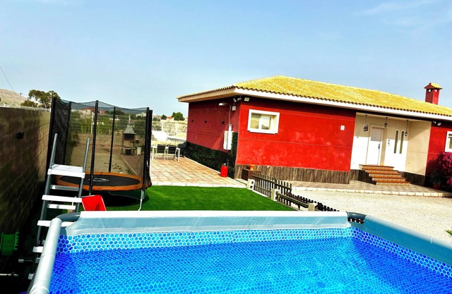 **Chalet en Alicante** con Piscina Privada