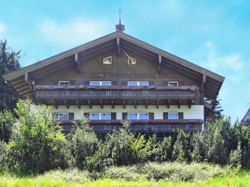 Chalet in Dienten by Ski Slopes & Wellness