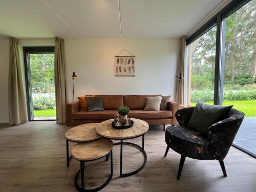 Chalet in Lochem near Forest & Cycling, cleaning included