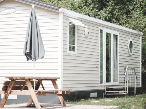 Chalet in Olloy-sur-Viroin with Patio