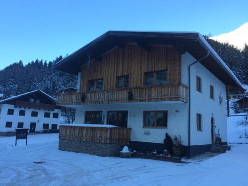 Chalet in Steeg near Ski Slopes