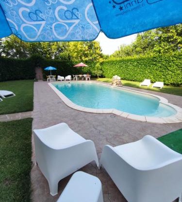 Chalet in montagna con piscina