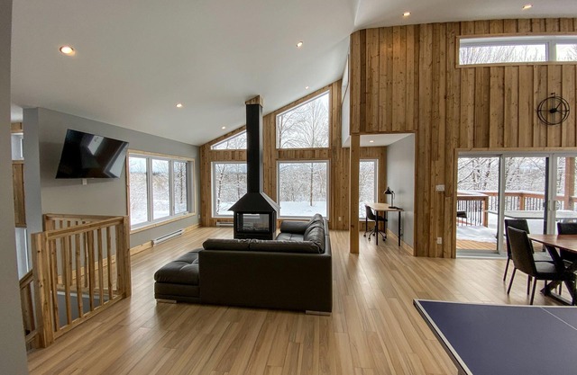 Chalet le 794bord de L'eau Domaine Grandbois