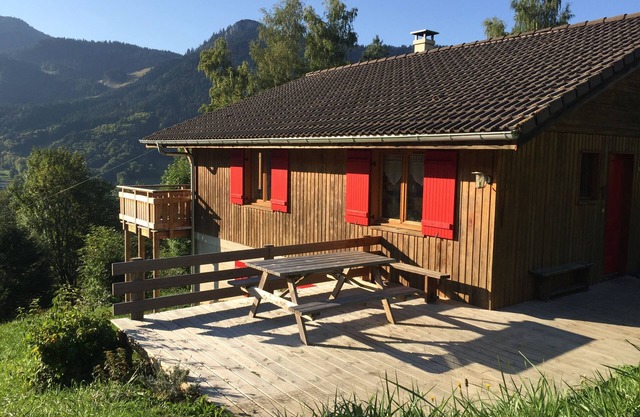 Chalet Le Bois d'Holly, 10 personas, 5 habitaciones, con chimenea