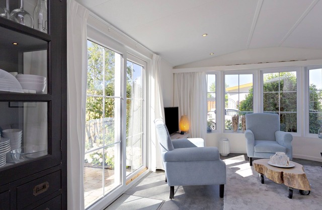 Lovely, fully furnished and cared for chalet.