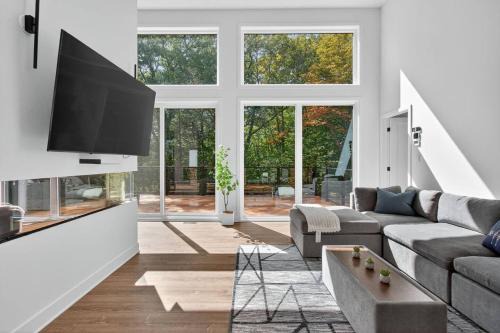 Chalet Lumina - Private Spa, Fire Pit, Pool Table