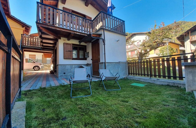 Chalet 'Maison Du Coeur - Bien-être' con vistas a la montaña, terraza privada y Wi-Fi