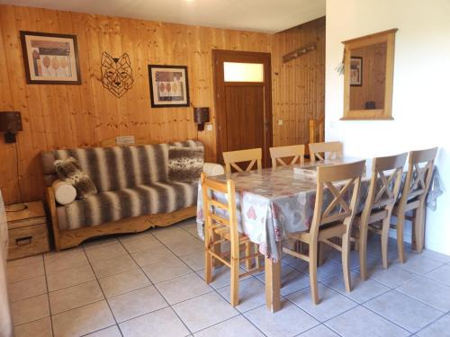 Chalet Mitoyen 3 Pièces, 7 Pers, Terrasse, Parking Gratuit, Animaux Acceptés - FR-1-504-63