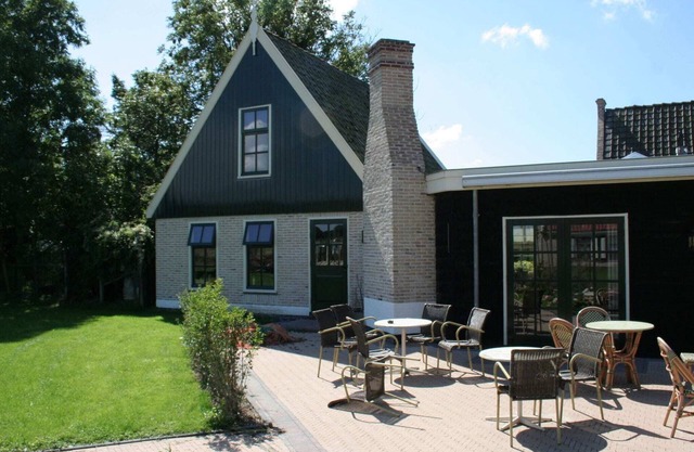 Chalet confortable con lavavajillas, cerca del mar de Wadden
