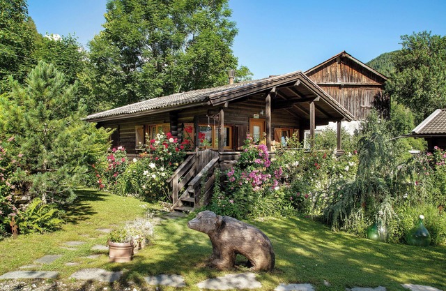 Chalet 'Orserose La Bilancia' con vistas a la montaña, terraza compartida y Wi-Fi
