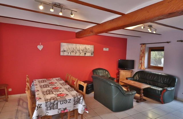 Chalet Palange 6 en medio del bosque cerca de Durbuy