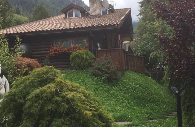 Chalet 'Rosj' con vistas a la montaña, jardín privado y Wi-Fi
