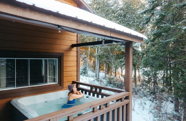 Chalet Ruby Rouge