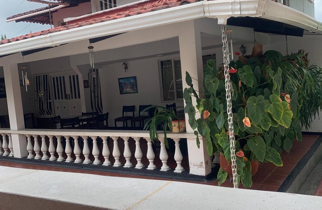 Chalet Santa Inés: Tu refugio de ensueño en el corazón del Eje Cafetero