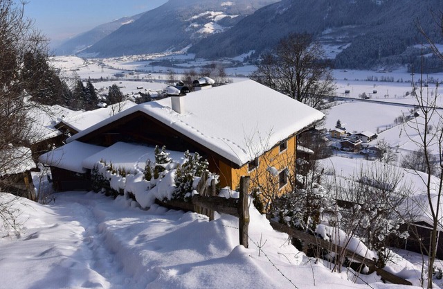 Chalet Schöne Aussicht: chalet lujosamente amueblado con una vista magnífica.