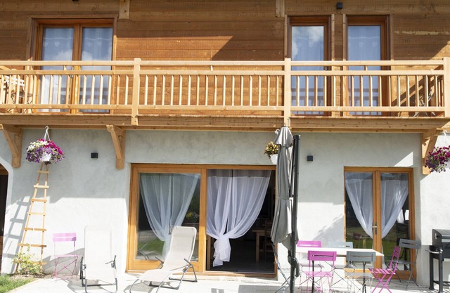 Chalet sleeps 15