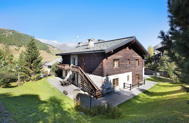 'Chalet Sonne Apt Grande' cerca de la estación de esquí con vistas a la montaña