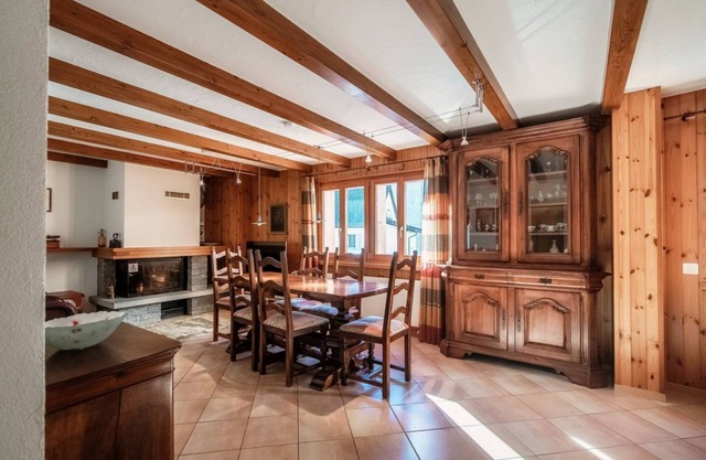Chalet-style apartment between walking and bouldering (CHALET NUCLEO 12)