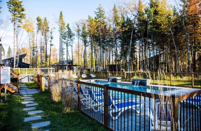 Chalet tout confort dans un domaine privé à 30 minutes de Québec