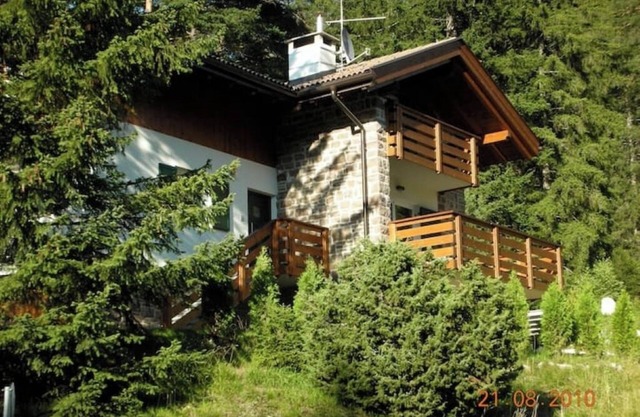 CHALET VILLA BIANCA BREATHTAKING DOLOMITES ONE APARTMENT