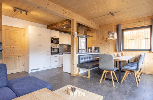 Chalet with 4 bedrooms for up to 8 people