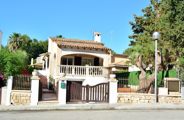 Chalet con barbacoa cerca del mar