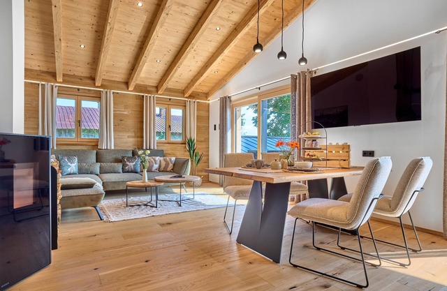 Chalet with sauna and whirlpool