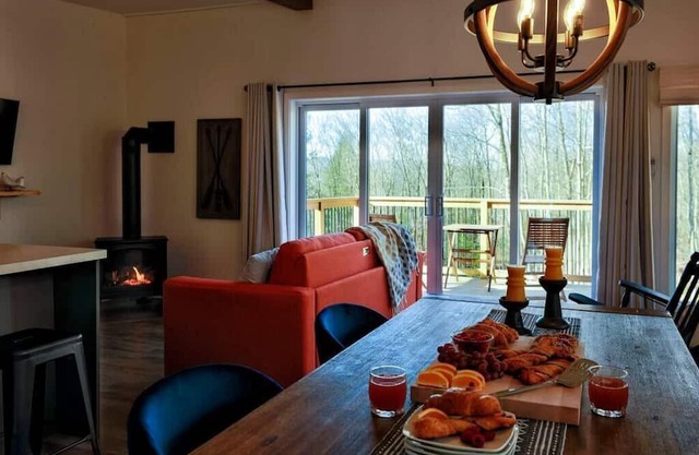 Chalet Woodpecker Lodge - Warm + Nordic Spa discount