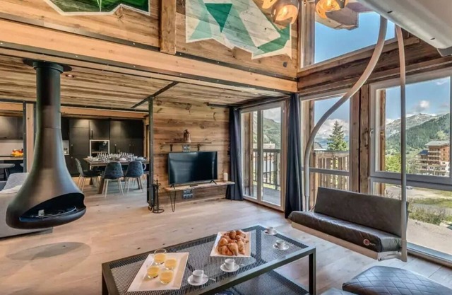 Chalet Wonders**** - 7-room chalet for 13 people with swimming pool