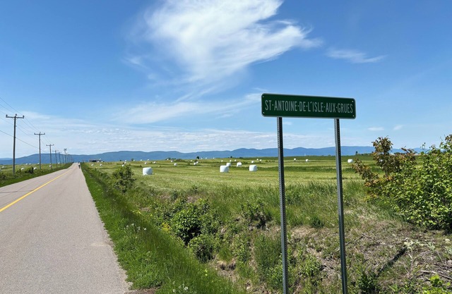 Chaleureuse ancestrale avec vue magnifique sur les îles du fleuve Saint-Laurent