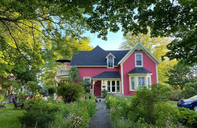Chambers Guest House B&B