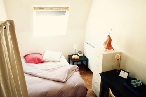 Chambre 2 pers, repas et Taxi CDG Extra