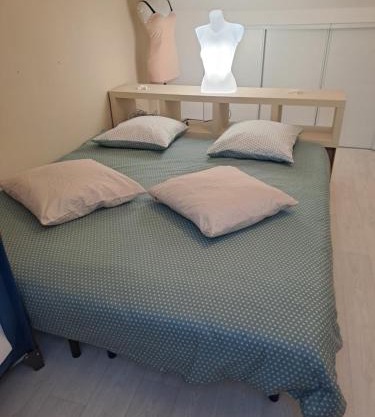 Chambre aux portes du circuit