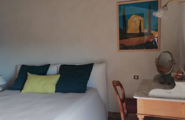 Chambre Dans Maison de Caractère Proche du Mt Ventoux
