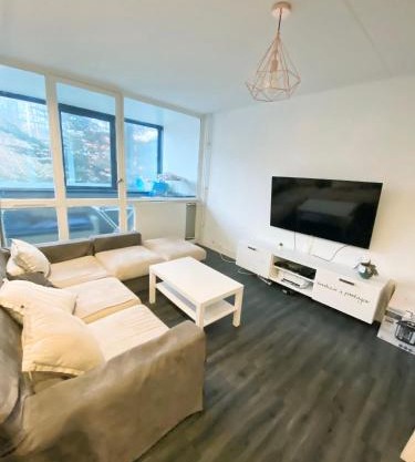 Chambre PRIVÉE dans appartement PARTAGÉ - Cenon - Tram A - WIFI - Ref ME1