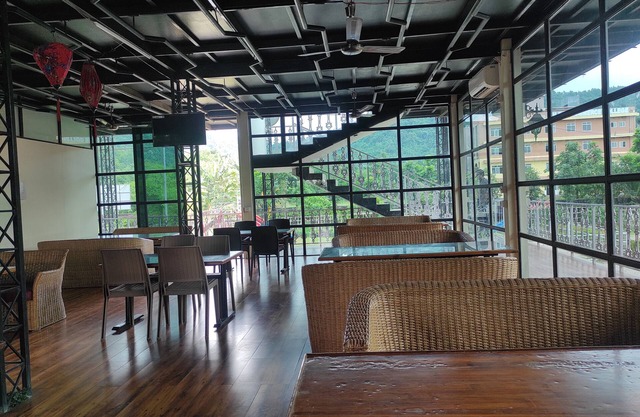 Chang's Resort