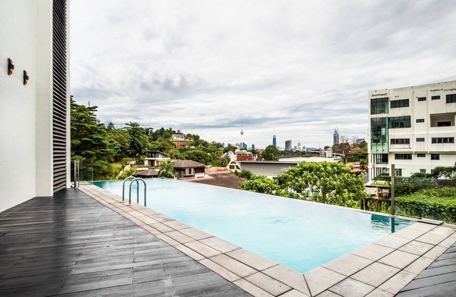 Changkat Duta Luxury Villa