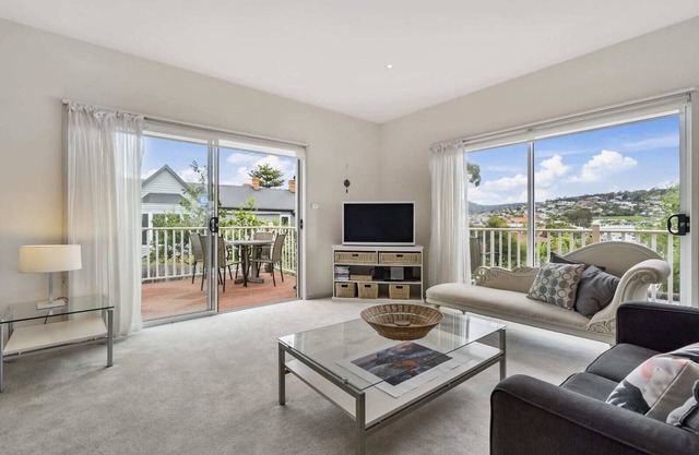 Chapman Street Townhouse - walk beach & stadium
