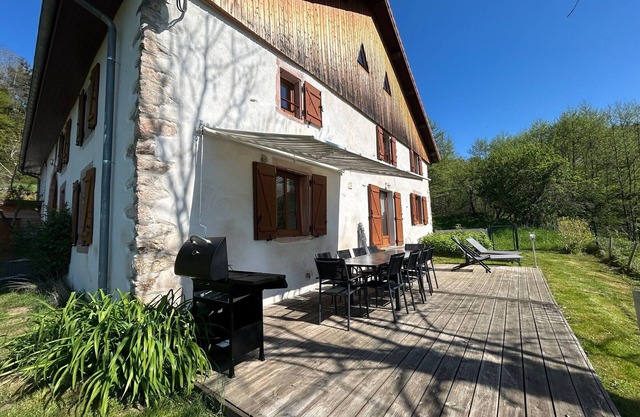 Casa rural con carácter para 10 pers, vista al valle, cerca de esquí