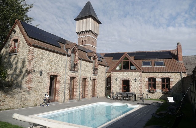 Casa de carácter con piscina privada climatizada sin vecinos y jacuzzi