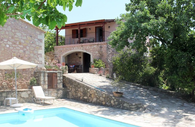 Isla típica casa de vacaciones con piscina, jardín, wifi | Rétino, Creta