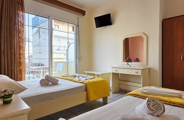 Chariclia Hotel
