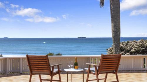 Charlesworth 8 - Beach Reserve, Amazing Views, Walk to Resorts, Sleeps 8