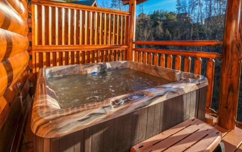 Charlie Browns Cabin