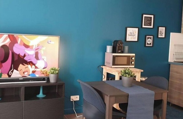 Charly apartment 5 minutes from the House of Examinations