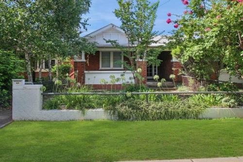 Charm and Value in Central