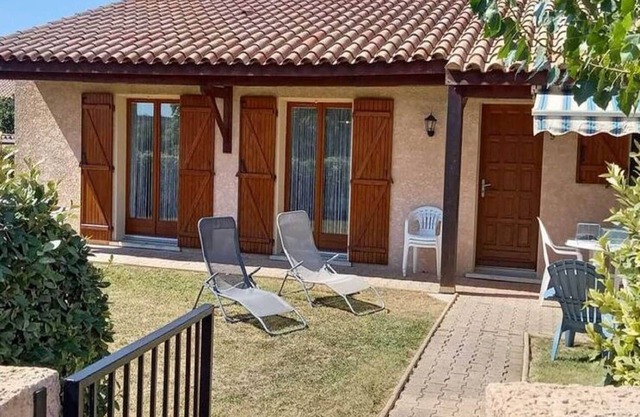 Villa en Saint-Geniès con Piscina Privada