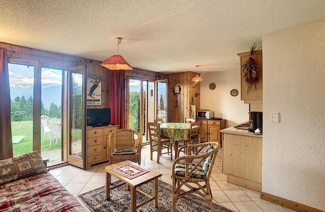 Charmant 2 pièces cabine avec jardin, près de Combloux - FR-1-560-33