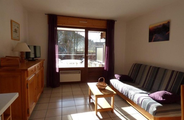 Charmant appartement 6 pers, 38m², proche télécabines, centre et loisirs, sud, terrasse - FR-1-458-118