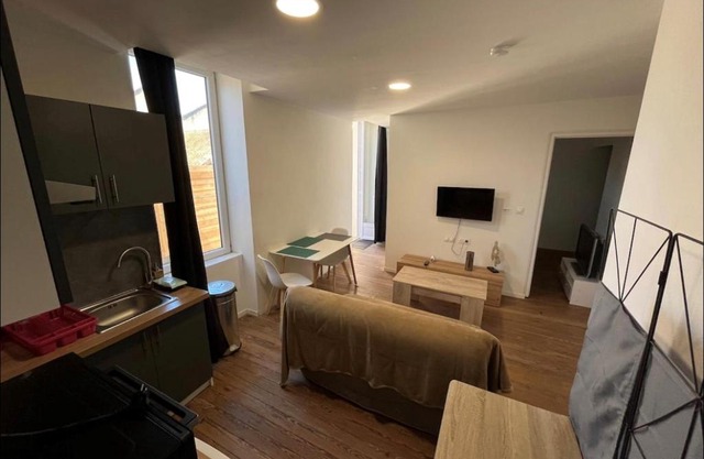 Charmant appartement avec terrasse proche du centre